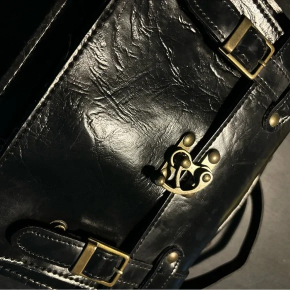 Vintage box bag. Black. Great condition. - Picture 5 of 8